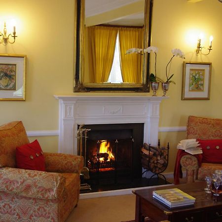 Lyngrove Wines & Guesthouse Stellenbosch Buitenkant foto